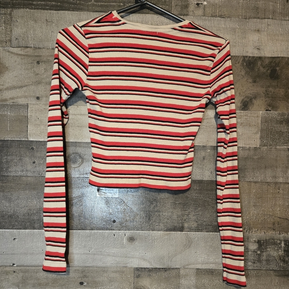 brandy melville long sleeve ribbed striped crop top - Picture 4 of 4